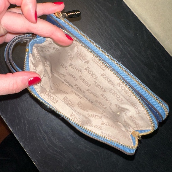 Michael Kors Wristlet - Picture 4 of 11